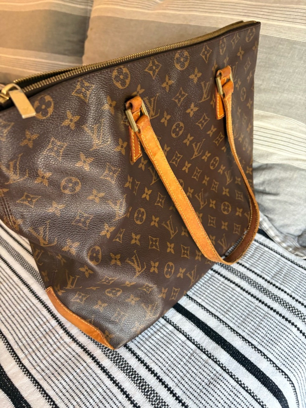 Louis Vuitton Monogram Canvas Tote with Cognac Straps - Picture 4 of 16